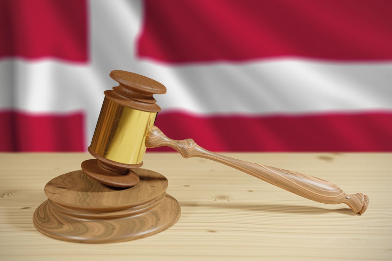 Swiss Federal Judges Face Pressure Over Affair.