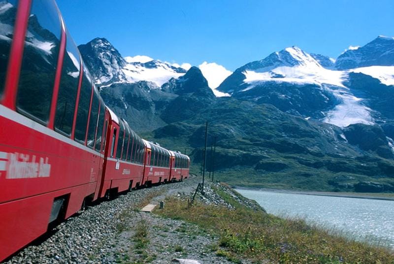 Asian Tourist Drop Slows Swiss Summer Tourism Growth.