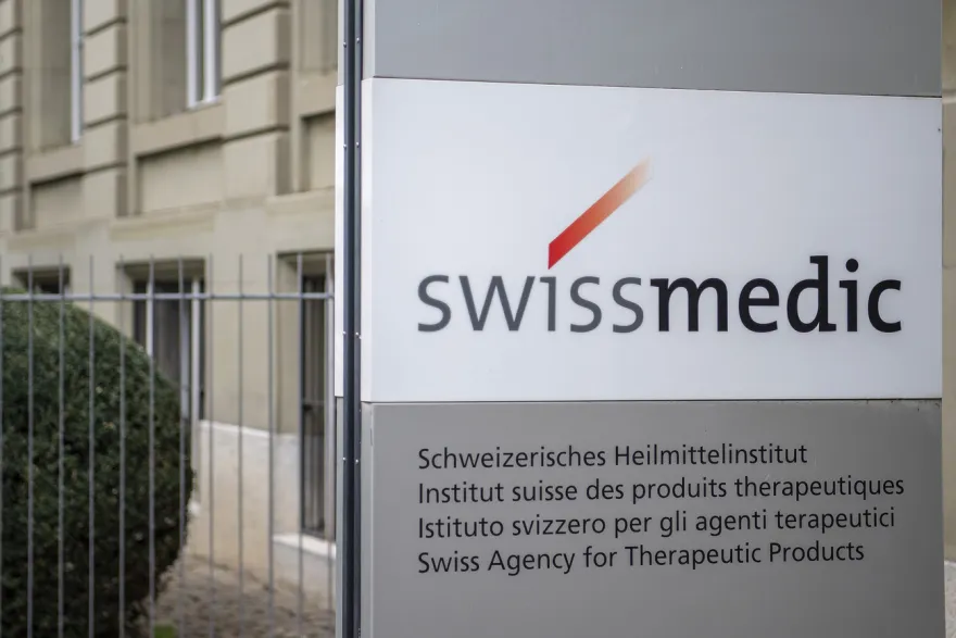 Switzerland Monitors Safety Concerns Over Tavneos Drug After Japan Warning