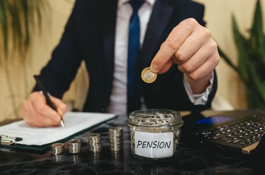 Swiss Senate Backs Mixed Funding for 13th Pension