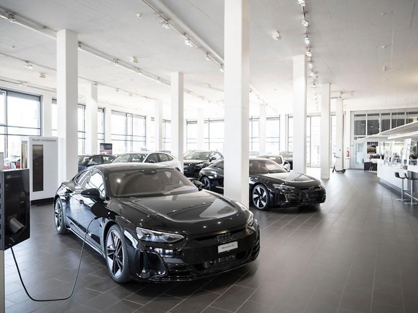 Swiss Car Market Stalls as EV Sales Surge.