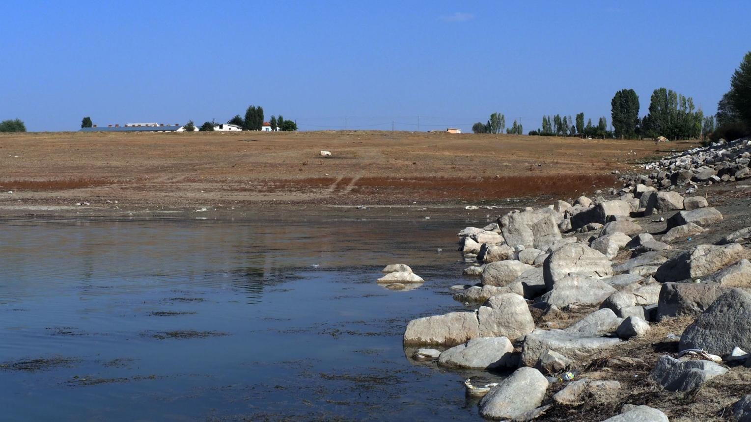 Swiss Rivers and Lakes Remain Critically Low Despite Rain.