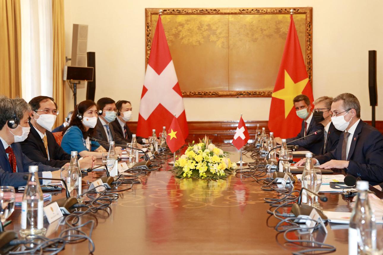 Switzerland Set to Forge Closer Strategic Ties With Vietnam