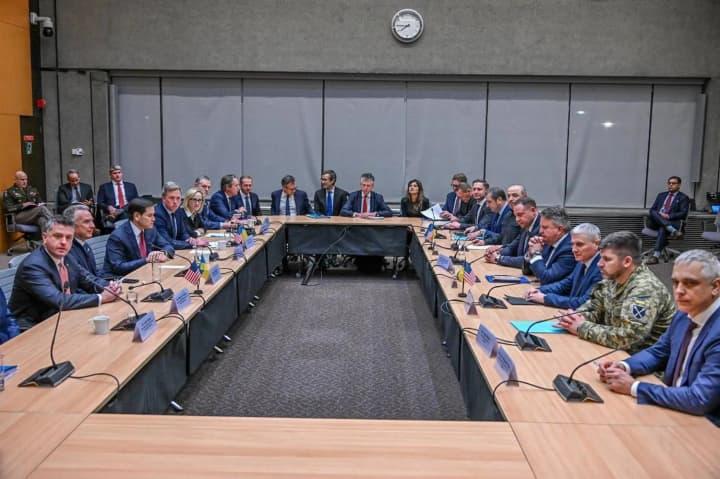 US-Iran Peace Talks Begin in Switzerland